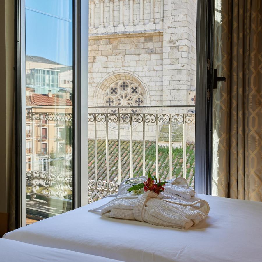 Hotel Nexus &
