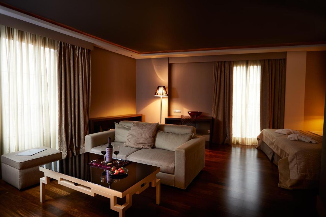Nexus Suites&hotel