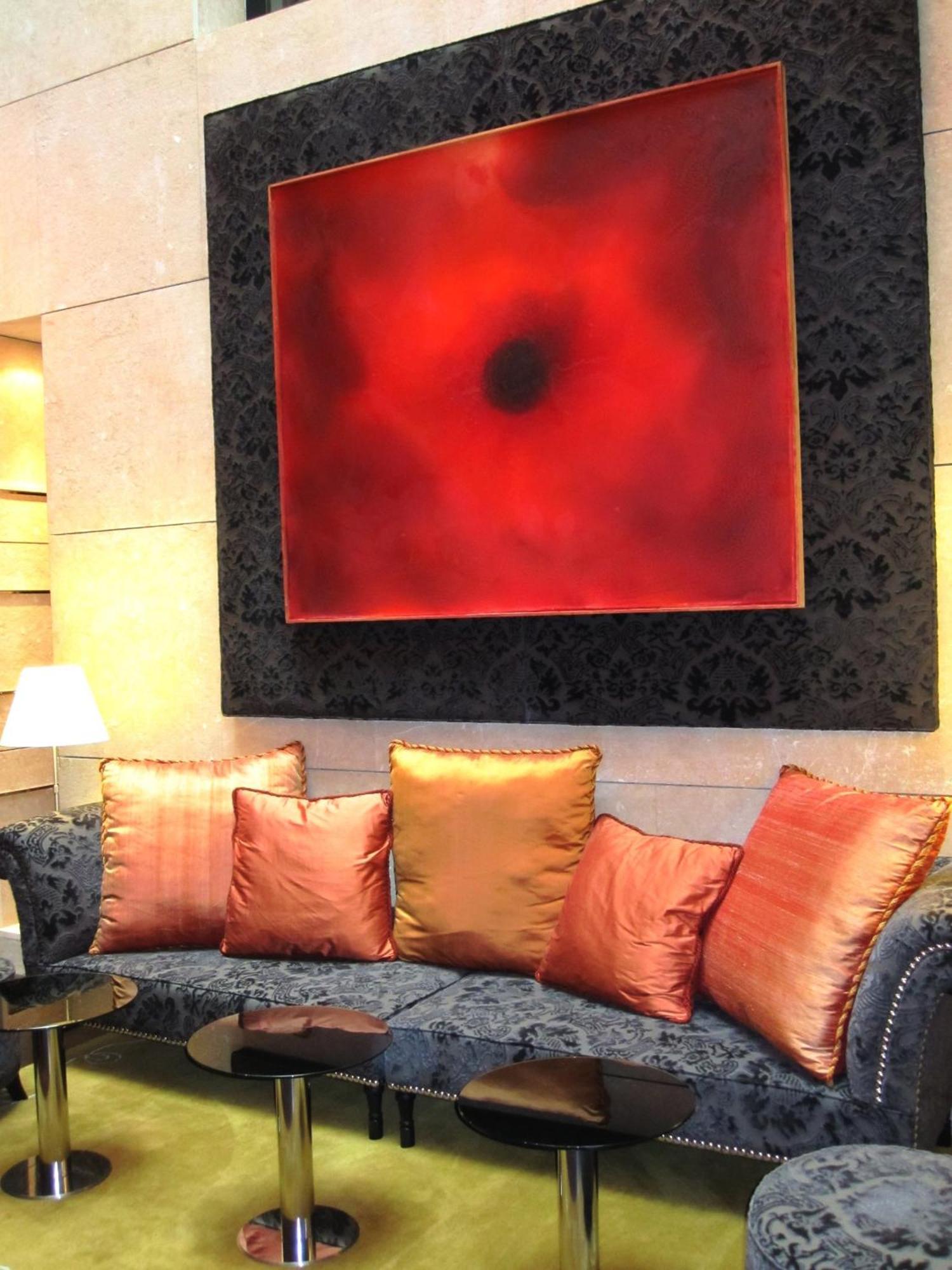Hotel Nexus & 4*